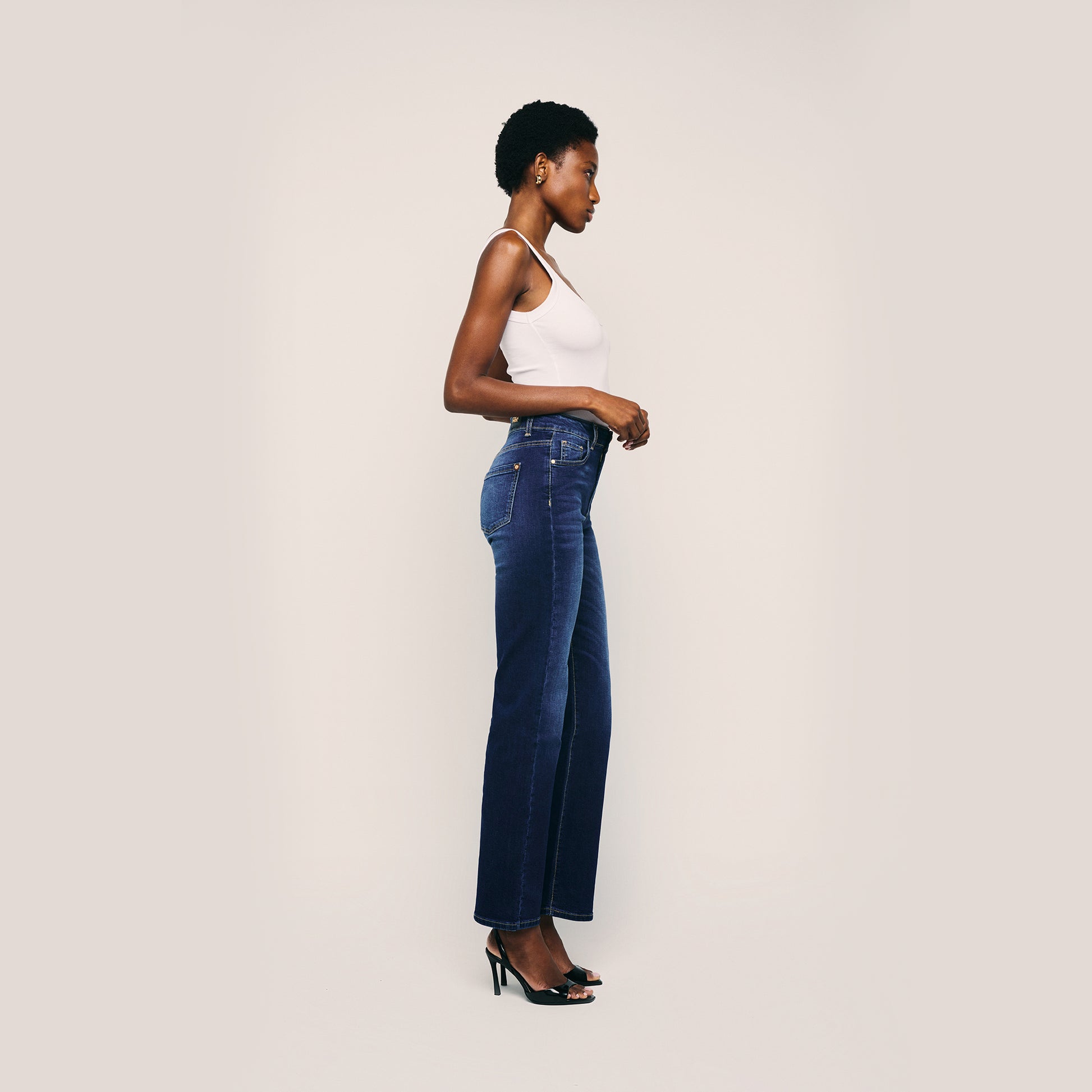 High-Waisted Straight Jeans Wide-Leg Casual Denim Pants. Style 1001