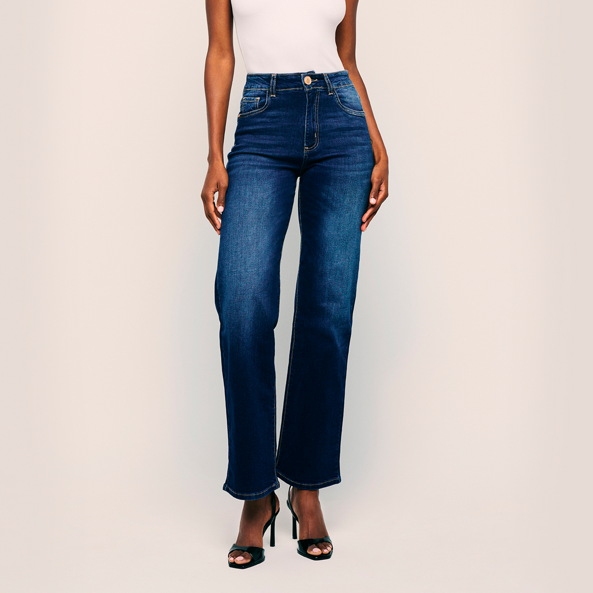 High-Waisted Straight Jeans Wide-Leg Casual Denim Pants. Style 1001